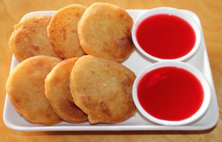 Fried Potatoes (6) - $3.50